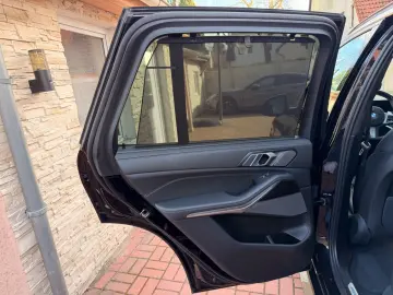 BMW X5 40 d xDrive M Sport LCi PANO H&K 22 ALU