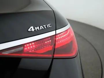 MERCEDES-BENZ S 400 d 4M lang AMG Pano HUD HighEnd 21
