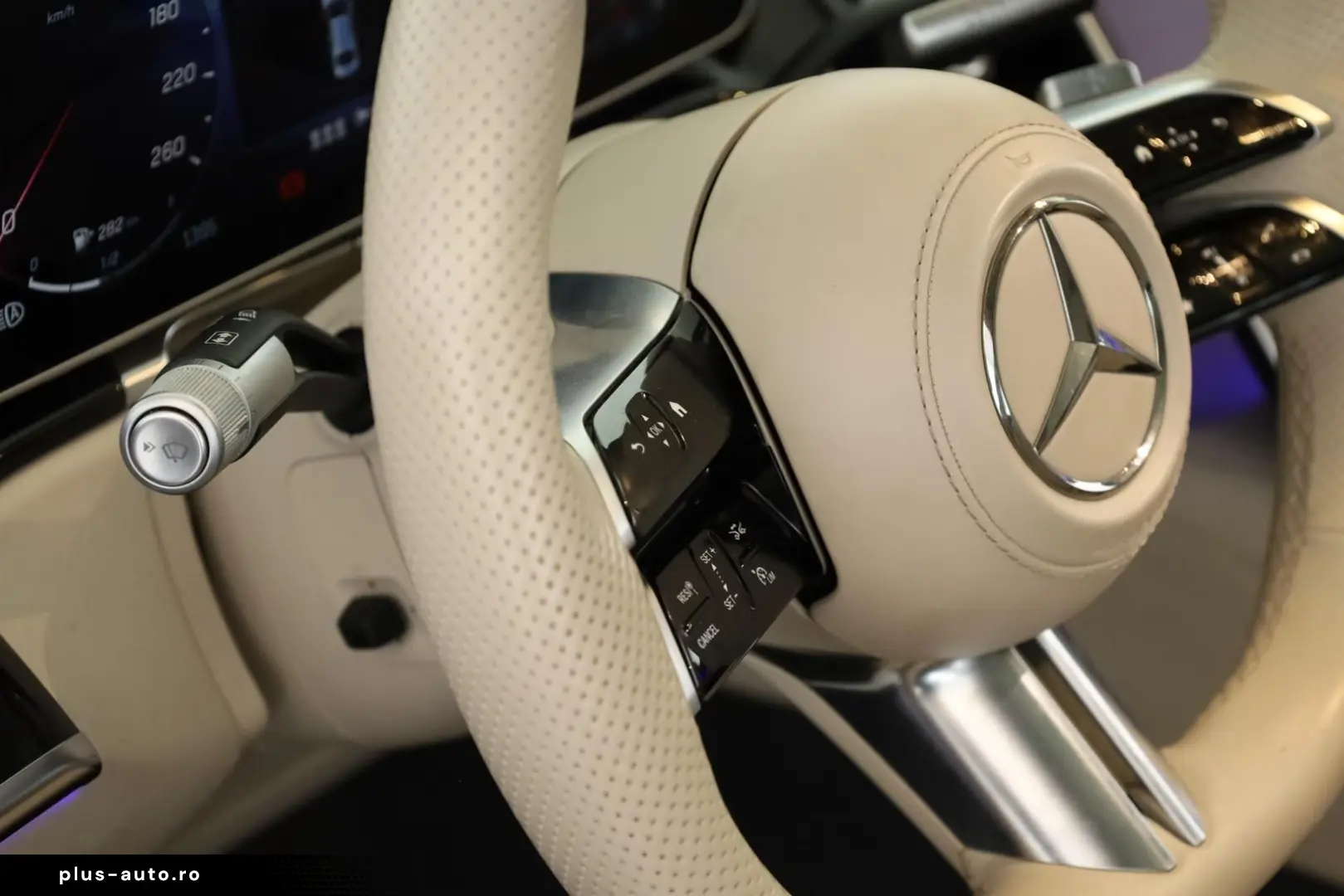 MERCEDES-BENZ S 400 d 4M lang AMG Pano HUD HighEnd 21
