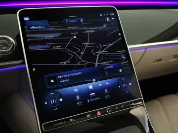 MERCEDES-BENZ S 400 d 4M lang AMG Pano HUD HighEnd 21