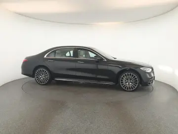 MERCEDES-BENZ S 400 d 4M lang AMG Pano HUD HighEnd 21