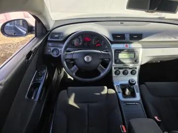 VW PASSAT   An 2006   Motor 2 0 DIESEL