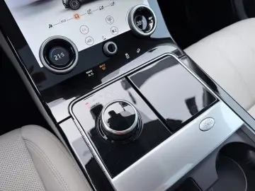 Range Rover Velar R-Dinamic 240 S