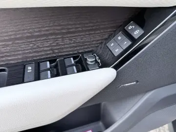 Range Rover Velar R-Dinamic 240 S