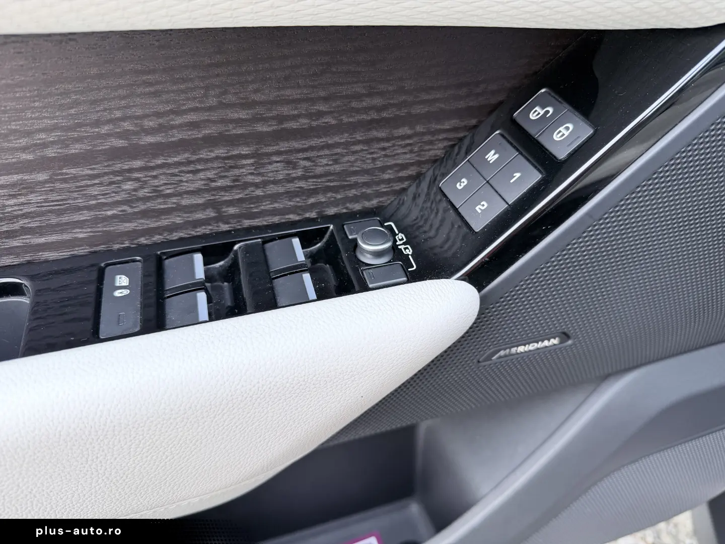 Range Rover Velar R-Dinamic 240 S