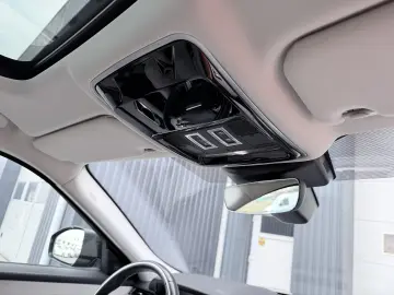 Range Rover Velar R-Dinamic 240 S