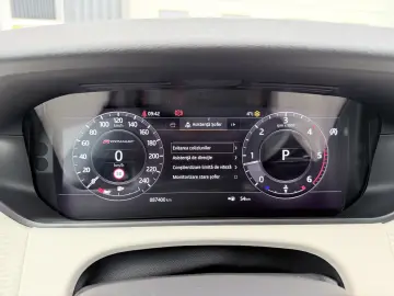 Range Rover Velar R-Dinamic 240 S