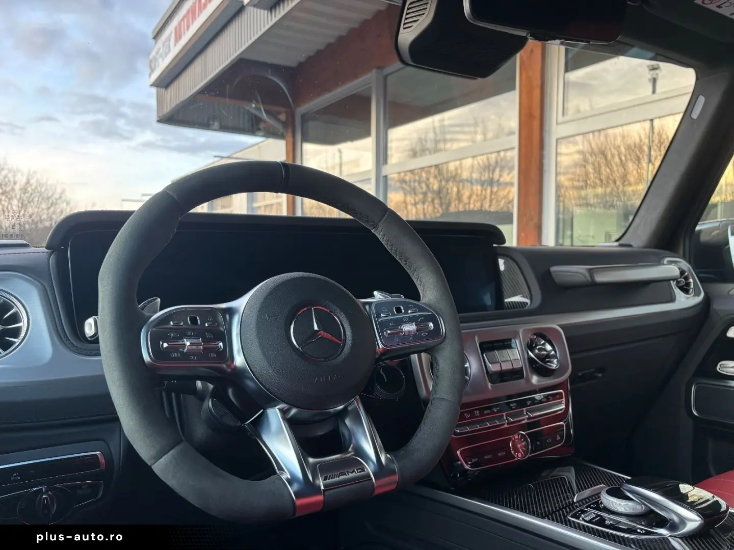 MERCEDES-BENZ G 63 AMG 4x4² Magno Burmester