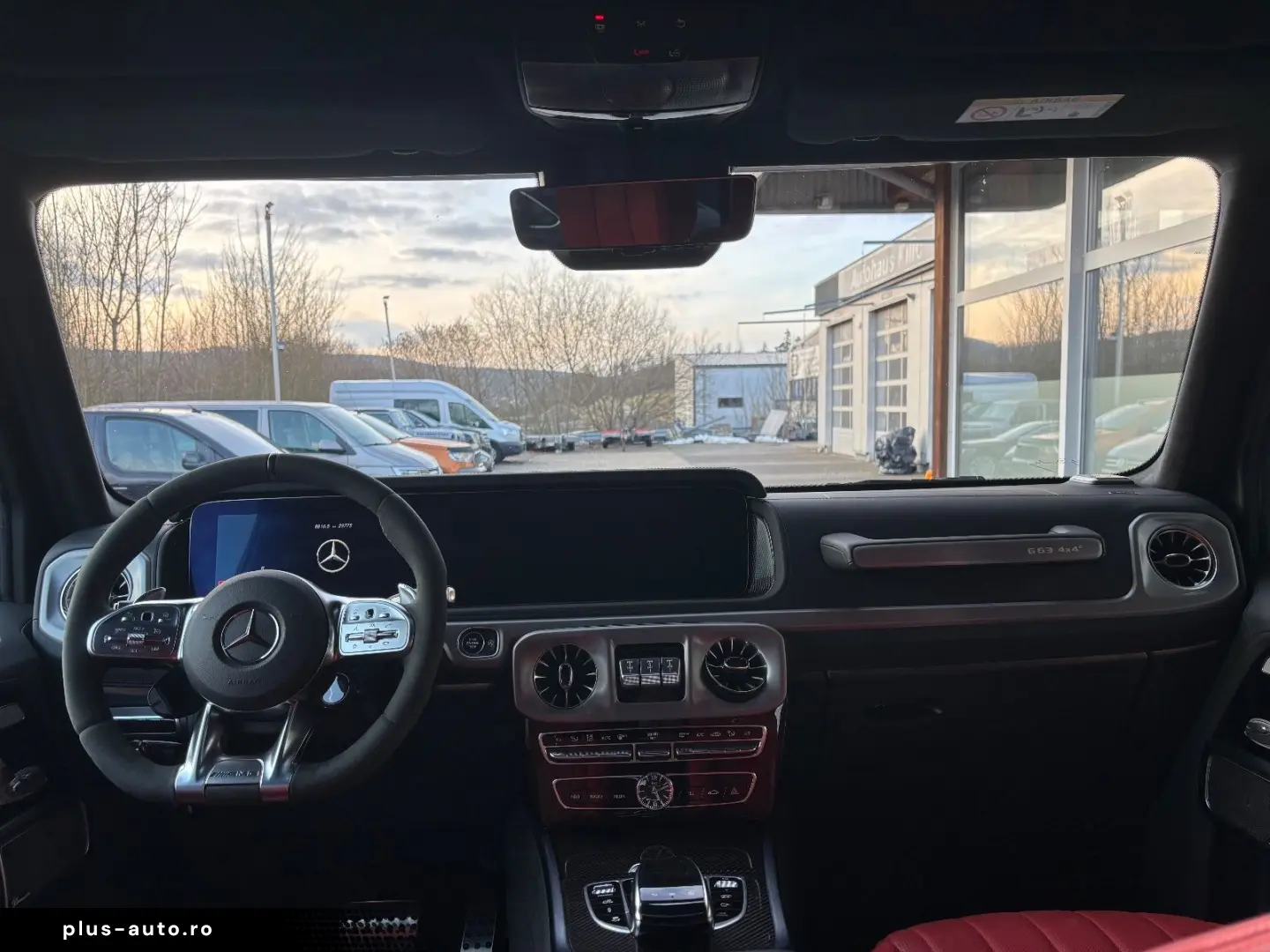 MERCEDES-BENZ G 63 AMG 4x4² Magno Burmester