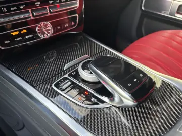 MERCEDES-BENZ G 63 AMG 4x4² Magno Burmester