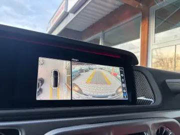 MERCEDES-BENZ G 63 AMG 4x4² Magno Burmester