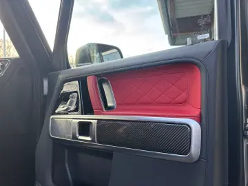 MERCEDES-BENZ G 63 AMG 4x4² Magno Burmester