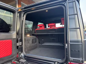 MERCEDES-BENZ G 63 AMG 4x4² Magno Burmester