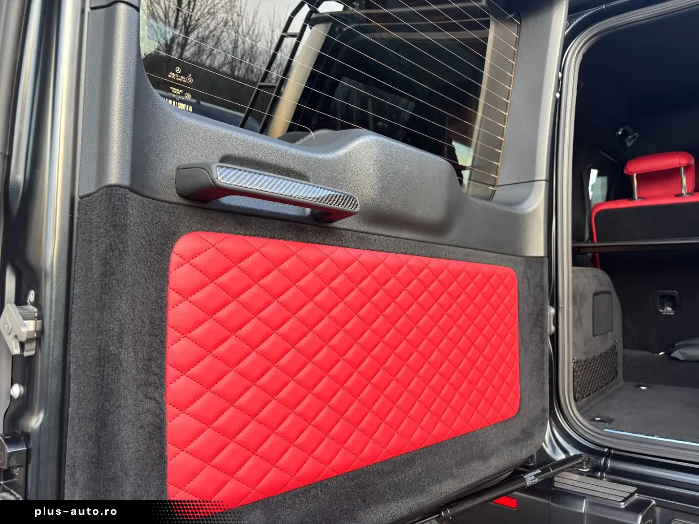 MERCEDES-BENZ G 63 AMG 4x4² Magno Burmester