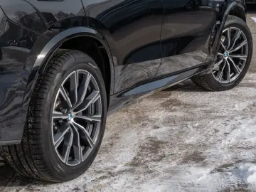 BMW X5 xDrive 30d M SPORT LED AHK HUD NAVI H K MEM K