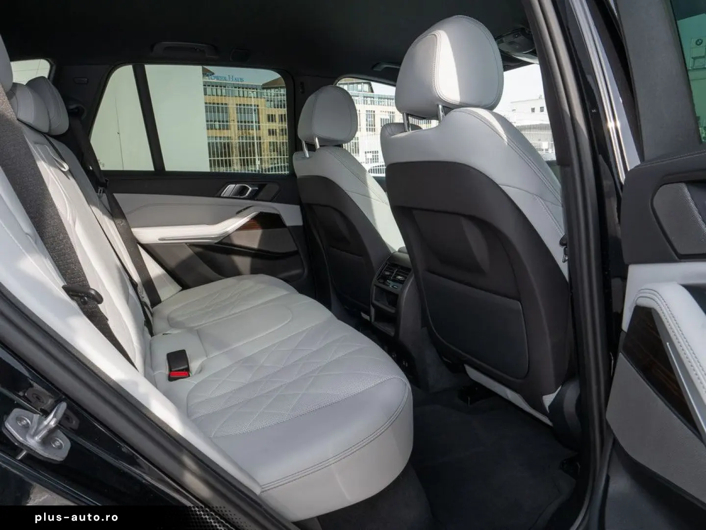 BMW X5 xDrive 30d M SPORT LED AHK HUD NAVI H K MEM K