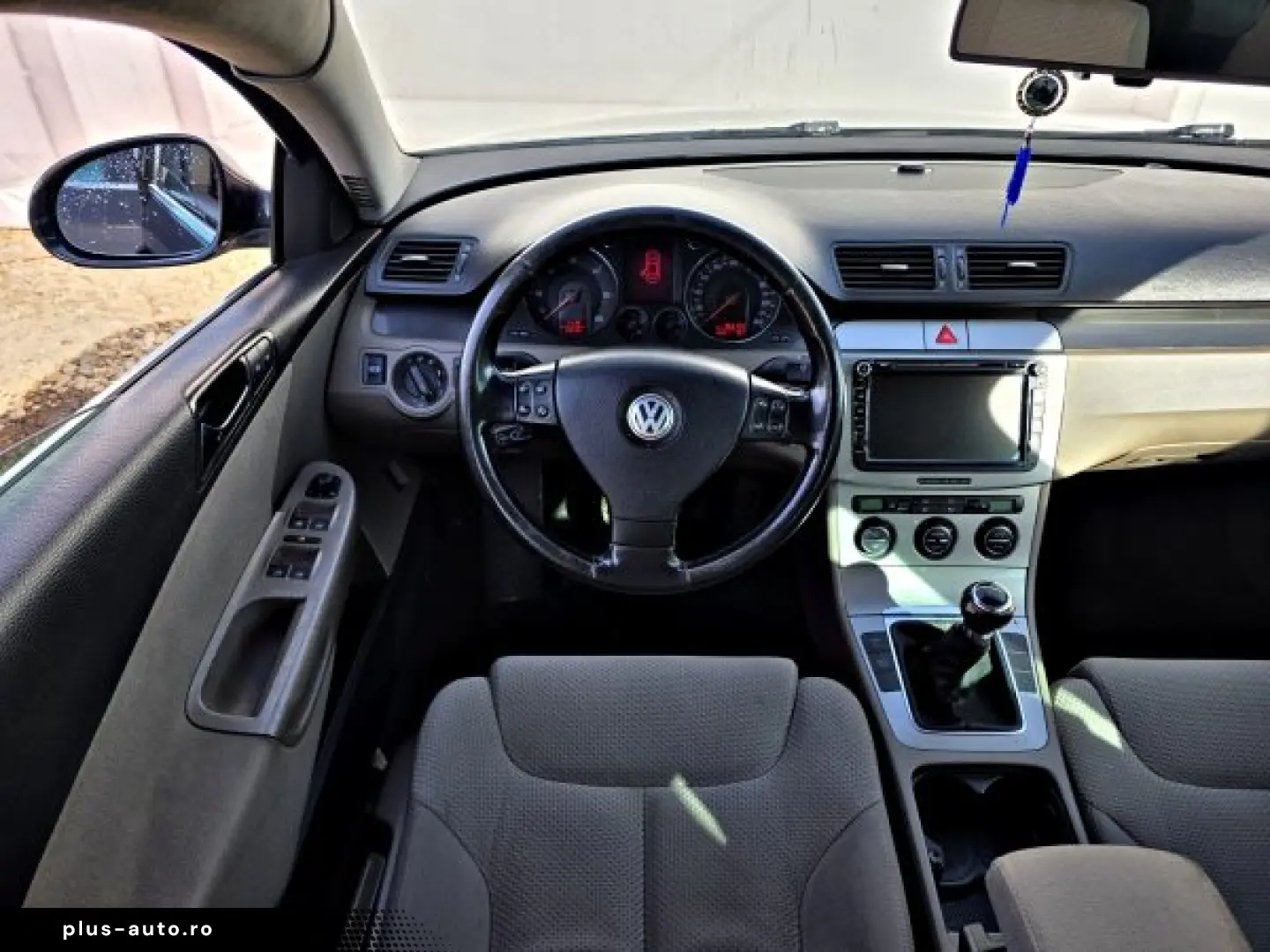 VW PASSAT   An 2006   Motor 2 0 DIESEL