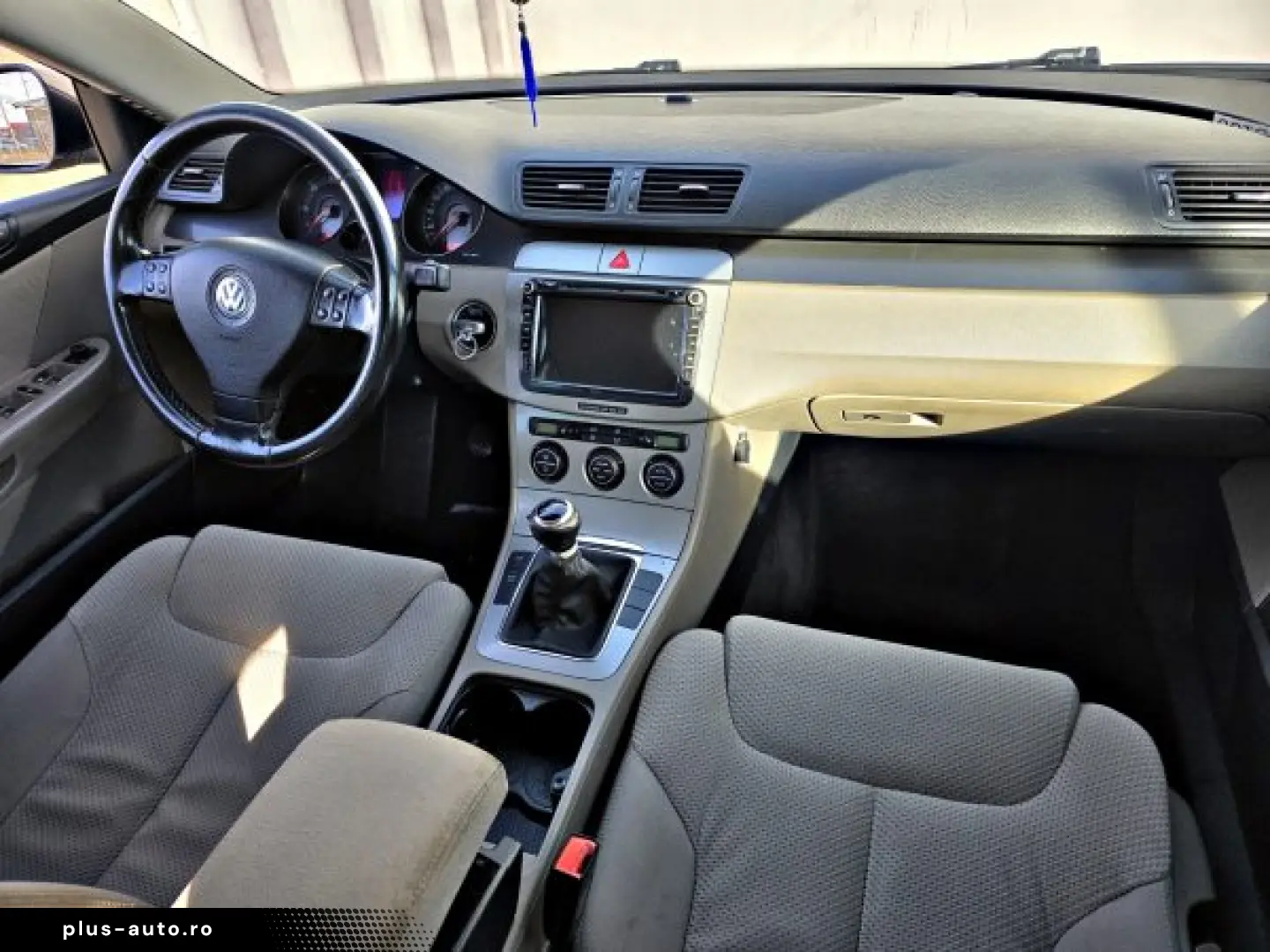 VW PASSAT   An 2006   Motor 2 0 DIESEL