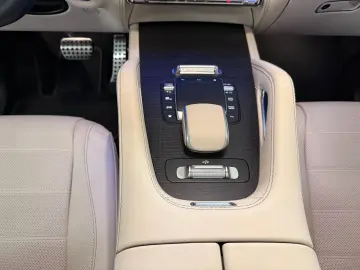 MERCEDES-BENZ GLS 400 d  AMG 7 Sitze Vollausstattung