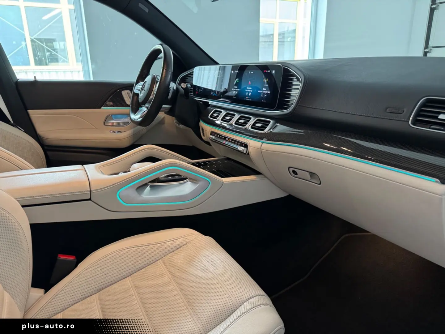 MERCEDES-BENZ GLS 400D Pano Multibeam AMG AHK 7Sitze