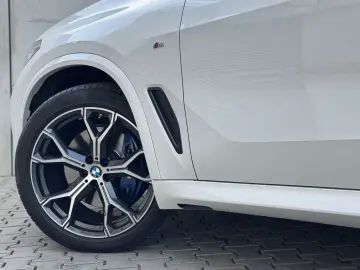 BMW X5 xD30d MSport Laser Pano Luft ACC H&K 7Sitzer