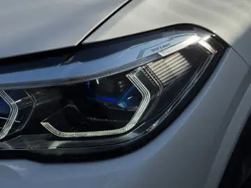 BMW X5 xD30d MSport Laser Pano Luft ACC H&K 7Sitzer