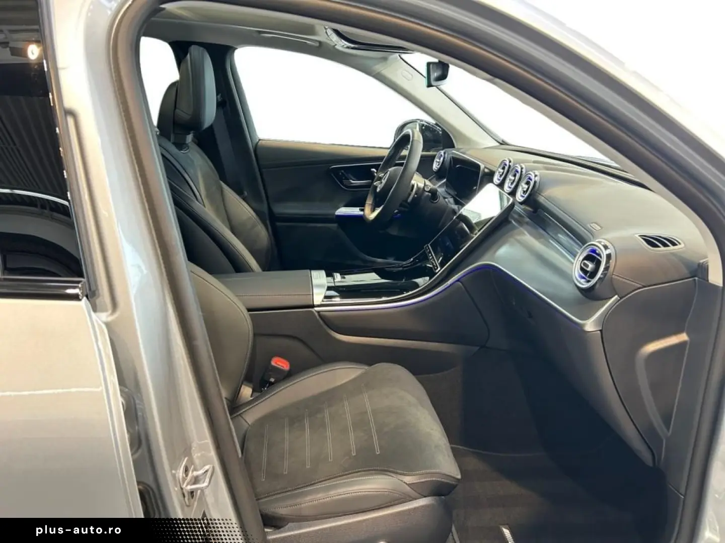 MERCEDES-BENZ GLC 300 4matic AMG AMG MBUX Night AHK Pano SHD