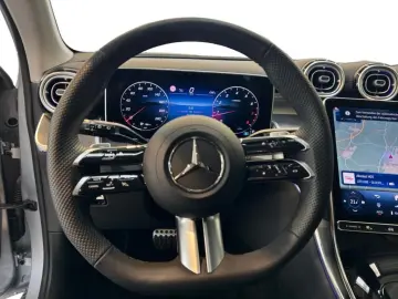 MERCEDES-BENZ GLC 300 4matic AMG AMG MBUX Night AHK Pano SHD