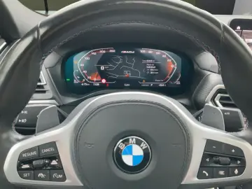 BMW X4 M40d xDrive LASER NAVI HUD PANO 360  21  AHK