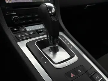 PORSCHE Cayman 718 KAMERA NAVIGATION SITZHEIZUNG