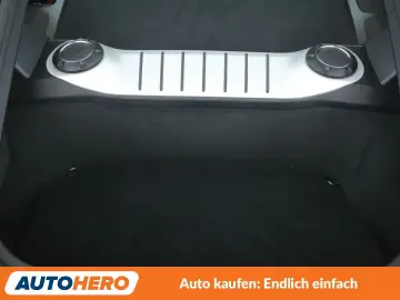 PORSCHE 2.0 Aut. NAV XENON CAM PDC SHZ ALU KLIMA