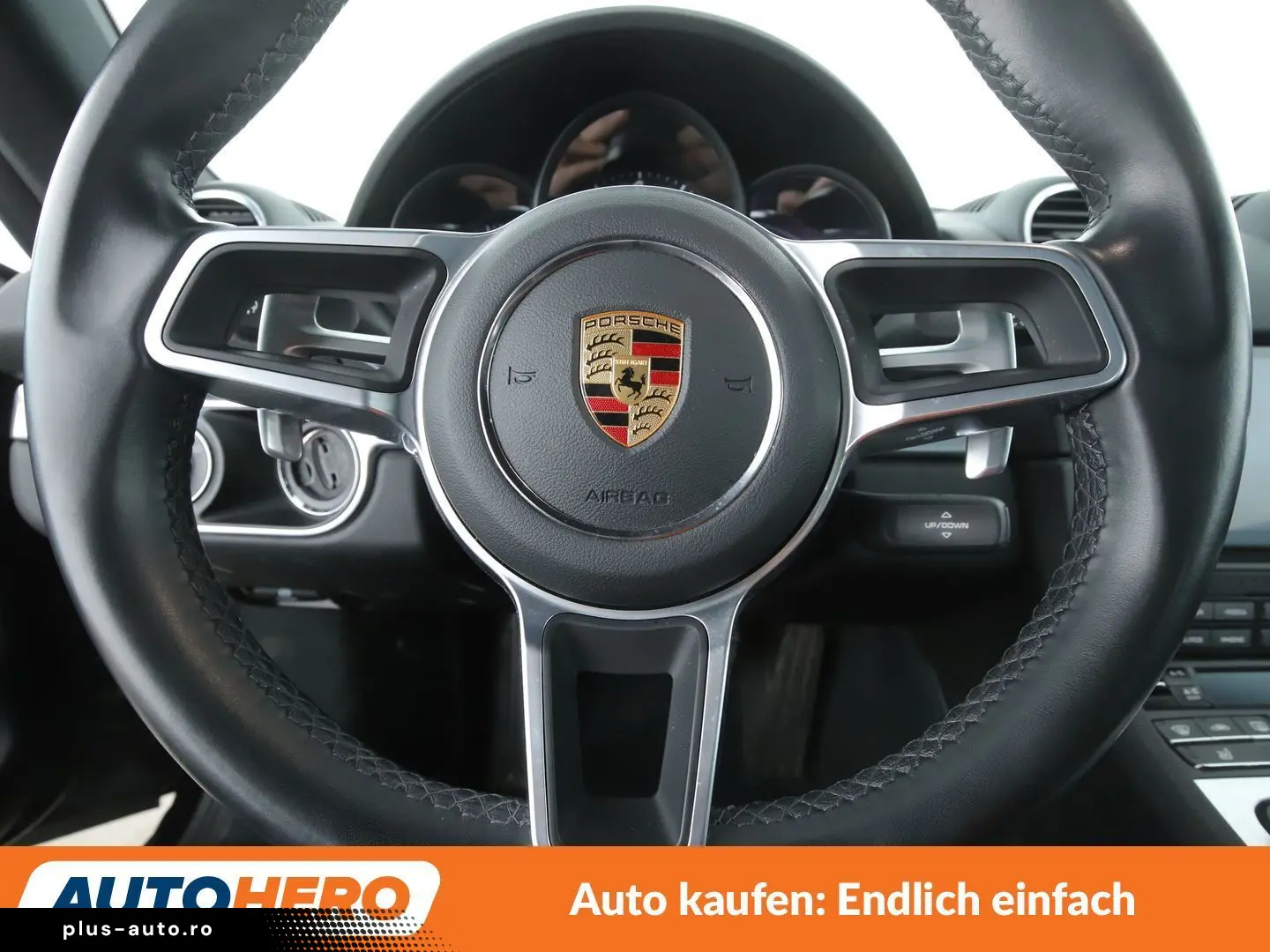 PORSCHE 2.0 Aut. NAV XENON CAM PDC SHZ ALU KLIMA