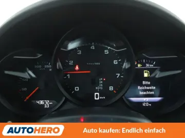 PORSCHE 2.0 Aut. NAV XENON CAM PDC SHZ ALU KLIMA