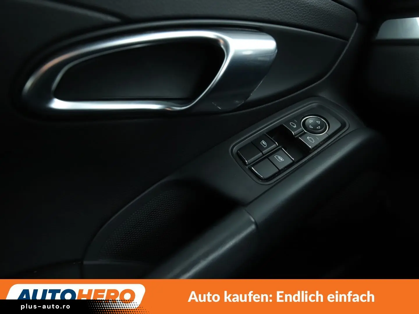 PORSCHE 2.0 Aut. NAV XENON CAM PDC SHZ ALU KLIMA