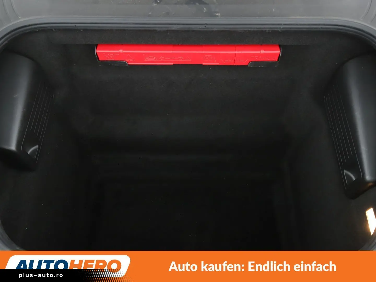 PORSCHE 2.0 Aut. NAV XENON CAM PDC SHZ ALU KLIMA