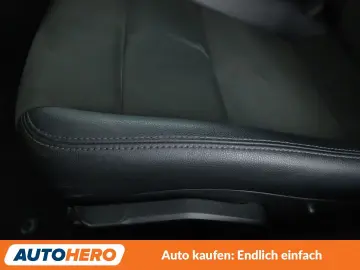 PORSCHE 2.0 Aut. NAV XENON CAM PDC SHZ ALU KLIMA