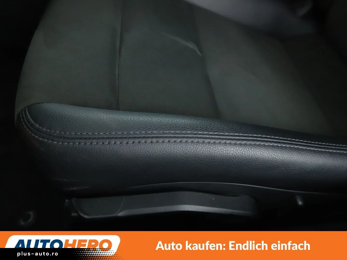 PORSCHE 2.0 Aut. NAV XENON CAM PDC SHZ ALU KLIMA