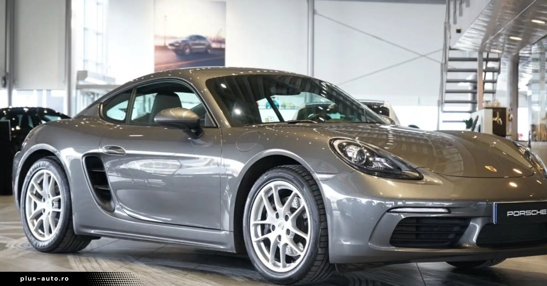 PORSCHE 718 Cayman