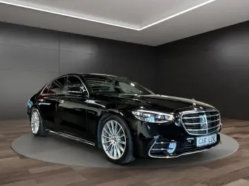 MERCEDES-BENZ S 400d 4M AMG Digital-Light Pano Burm Head-Up