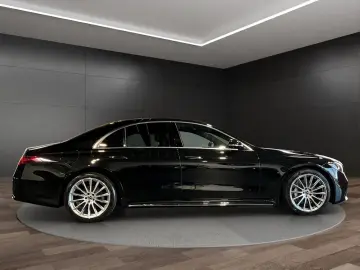 MERCEDES-BENZ S 400d 4M AMG Digital-Light Pano Burm Head-Up