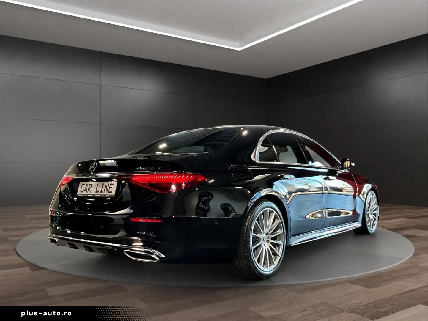 MERCEDES-BENZ S 400d 4M AMG Digital-Light Pano Burm Head-Up