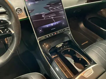 MERCEDES-BENZ S 400d 4M AMG Digital-Light Pano Burm Head-Up