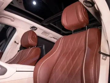 Mercedes-Benz GLS 600