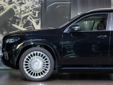 Mercedes-Benz GLS 600