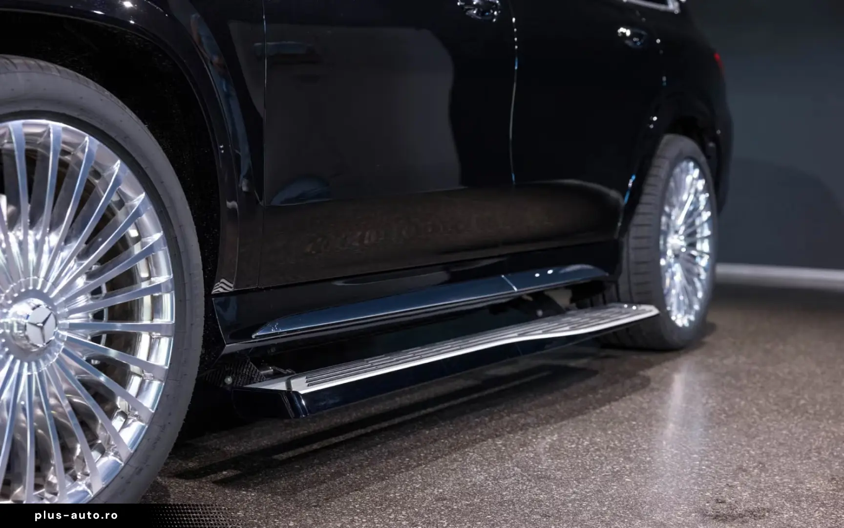 Mercedes-Benz GLS 600