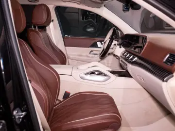 Mercedes-Benz GLS 600