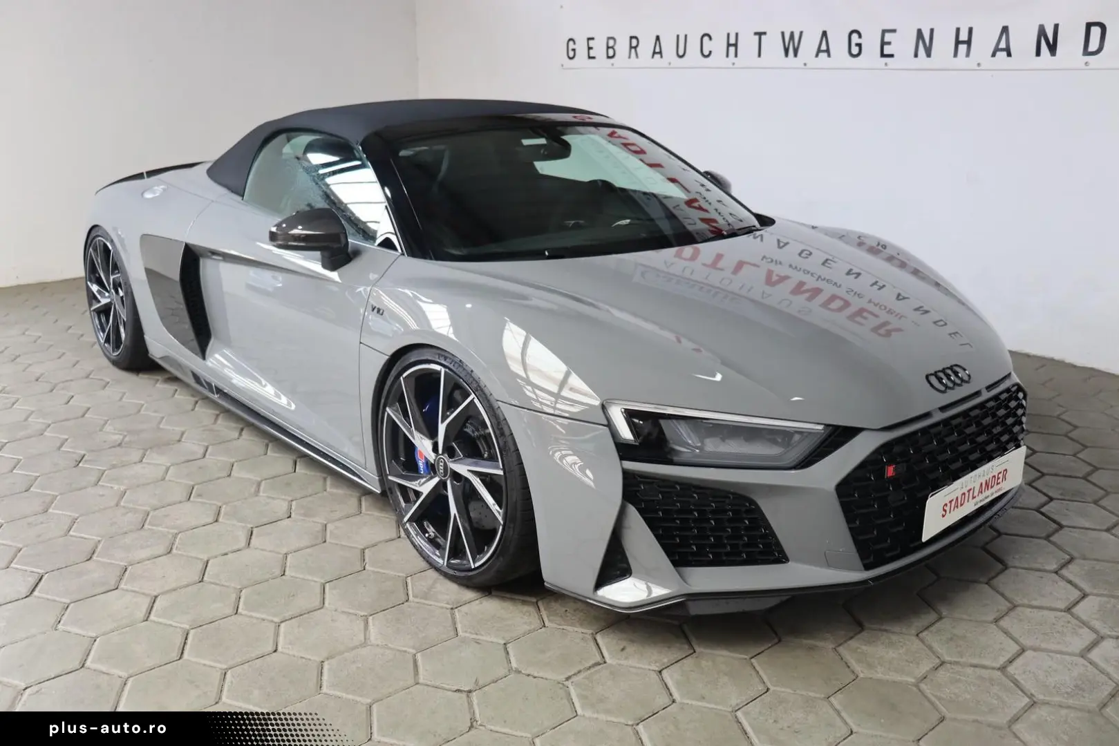 AUDI R8 Spyder 5.2 FSI V10 quattro performance