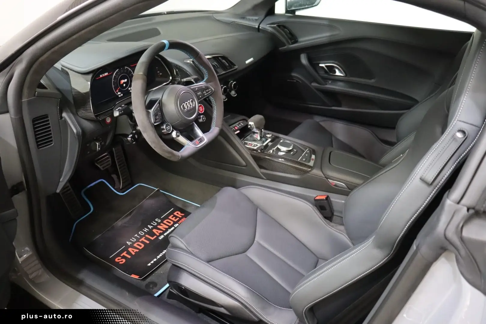 AUDI R8 Spyder 5.2 FSI V10 quattro performance