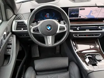 BMW X5 xDrive30d M Sport AHK Harman K camera LED