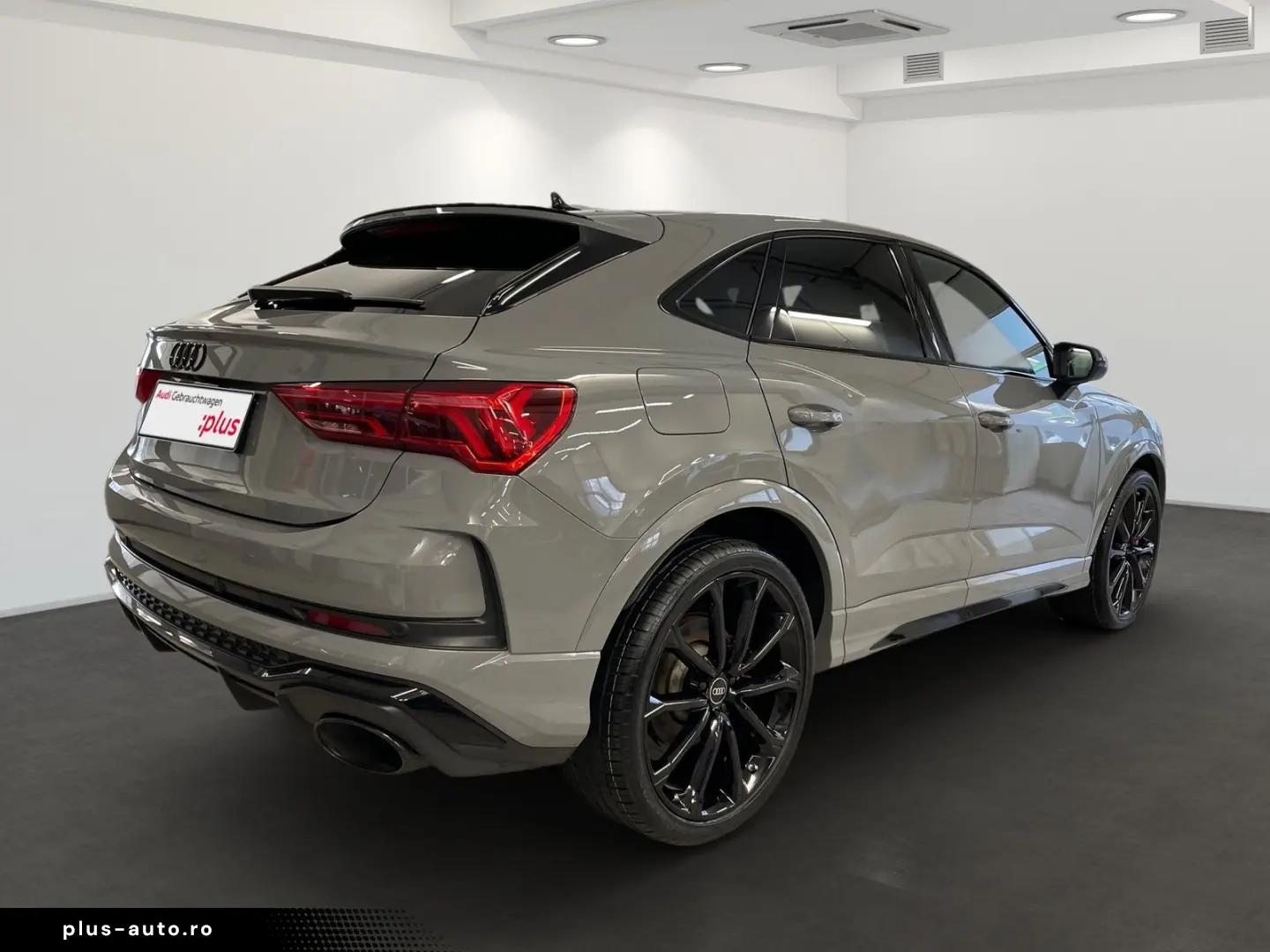 AUDI RS Q3 Sportback TFSI quattro  AHK 280 KM H PANO